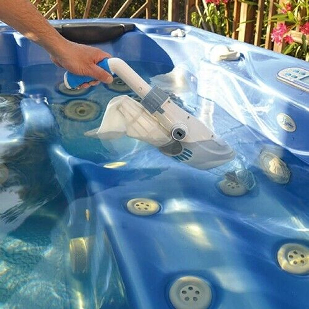 Aquajack 211 Cordless Rechargeable Spa and Pool Vacuum Cleaner