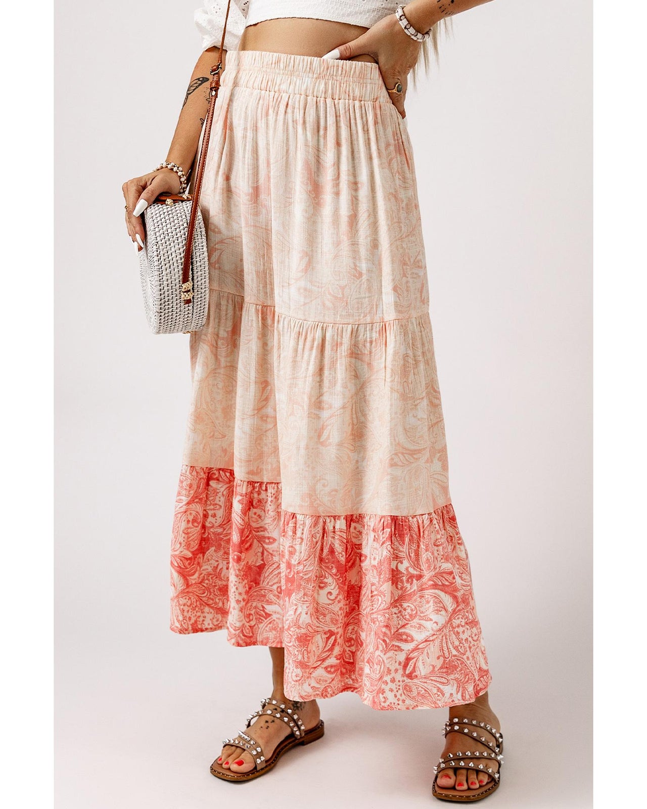 Azura Exchange Tiered Maxi Skirt with Floral Print - M