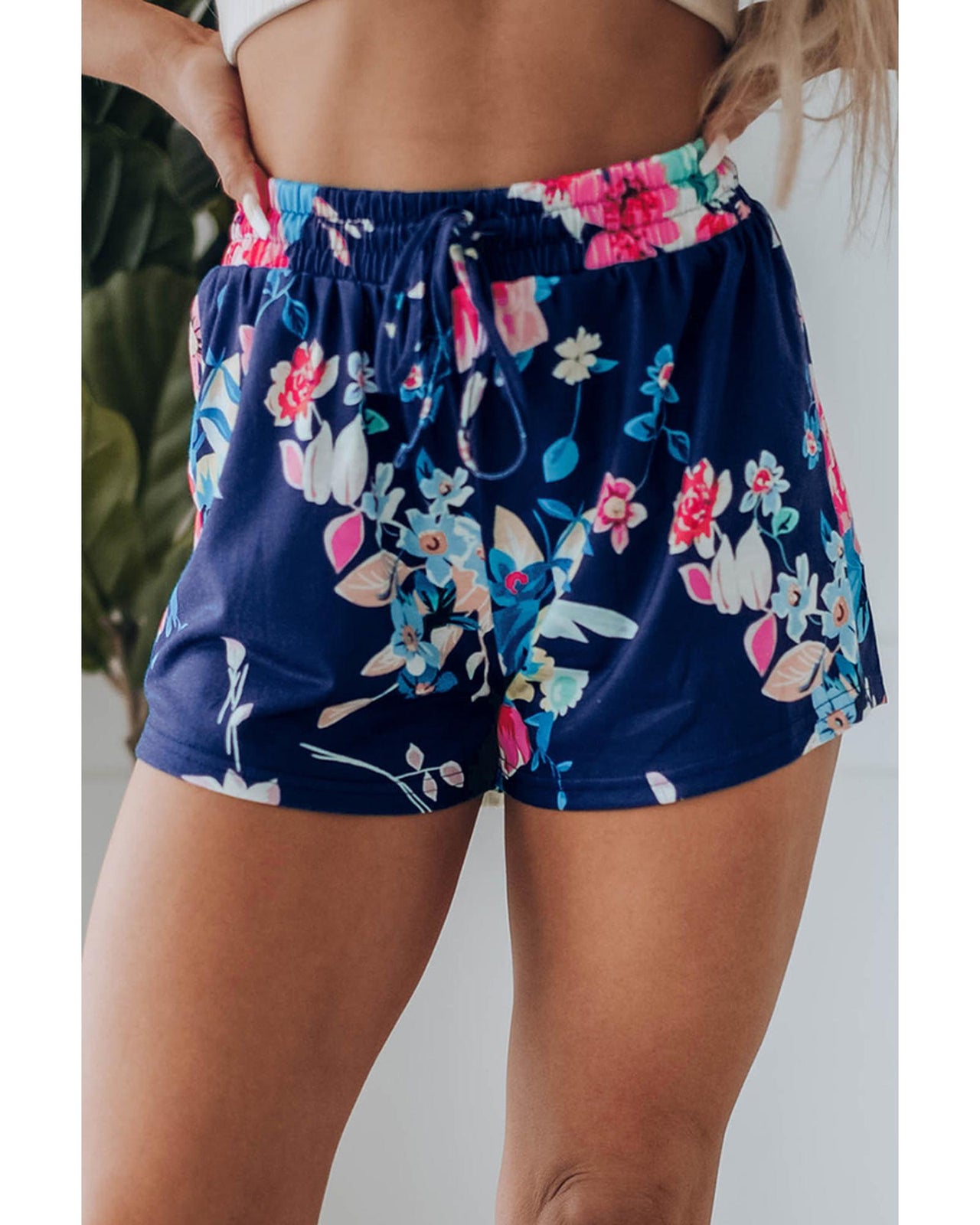 Azura Exchange Drawstring Floral Shorts - L